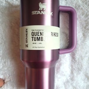 Stanley 40oz Limited Edition primrose